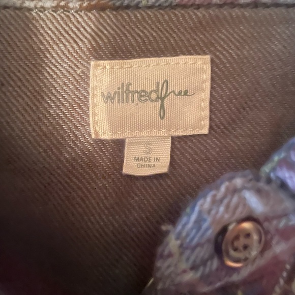 Aritzia Wilfred free top. Soft flannel fabric never worn. Sz. Small - Picture 4 of 4